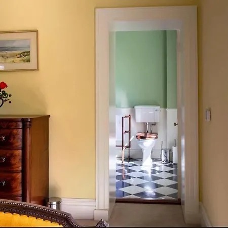 Tatil Evi House Marble Hill